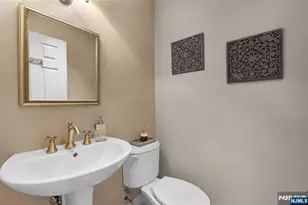 8 Kice Rd, Florham Park, NJ 07932 - Photo 18