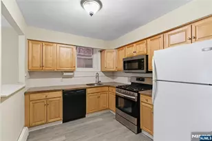 412 Walker St, Fairview, NJ 07022 - Photo 22