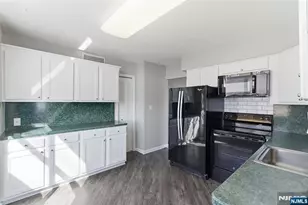 160 Overlook Ave 16C, Hackensack, NJ 07601 - Photo 14