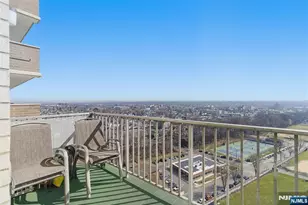 160 Overlook Ave 16C, Hackensack, NJ 07601 - Photo 12