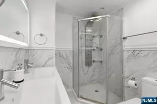 76 Holmes St, Belleville, NJ 07109 - Photo 12