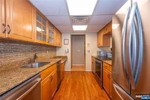 11 Cerone Ct, West Orange Township, NJ 07052 - Photo 6