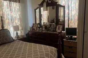 31 Downing St, Newark, NJ 07105 - Photo 6