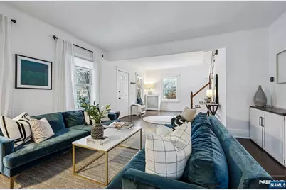97 Montclair Avenue, Montclair, NJ 07042 - Photo 8