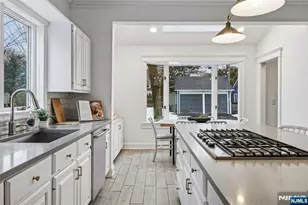 97 Montclair Ave, Montclair, NJ 07042 - Photo 16