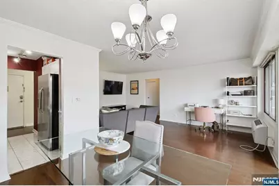 125 Prospect Avenue 17G #17G, Hackensack, NJ 07601 - Photo 8