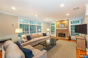 503 Stonewall Ct, Wyckoff Township, NJ 07481 - Photo 4