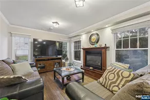 22 Maplewood Rd, Closter, NJ 07624 - Photo 10