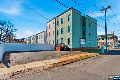 76-78 Halstead Street, Newark, NJ 07106 - Photo 18