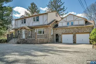 506 Ewing Ave, Franklin Lakes, NJ 07417 - Photo 4