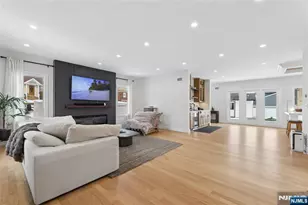 6 Hillside Terrace, Wallington, NJ 07057 - Photo 4