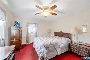 704 Evans St, Paramus, NJ 07652 - Photo 18