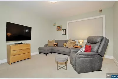 10 Romopock Court, Mahwah, NJ 07430 - Photo 32