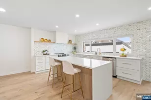 290 Queen Anne Rd, Teaneck Township, NJ 07666 - Photo 6