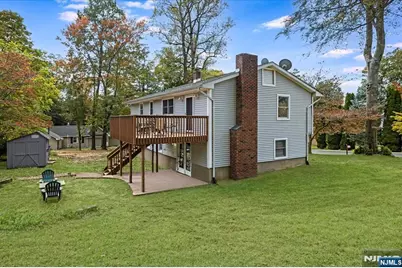 145 Schwarz Boulevard, Jefferson Township, NJ 07849 - Photo 24