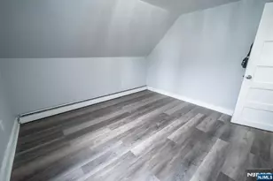 108 Hollywood Ave, East Orange, NJ 07018 - Photo 20