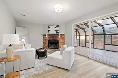 77 Chestnut Drive, Wayne, NJ 07470 - Photo 24