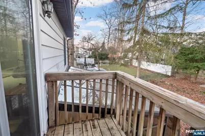 77 Chestnut Drive, Wayne, NJ 07470 - Photo 32