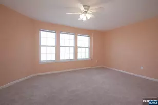 92 Perez Dr, Newark, NJ 07103 - Photo 10