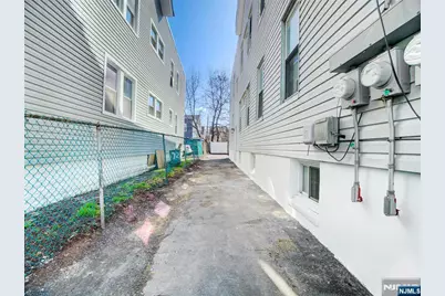 186 Isabella Avenue, Irvington, NJ 07111 - Photo 28
