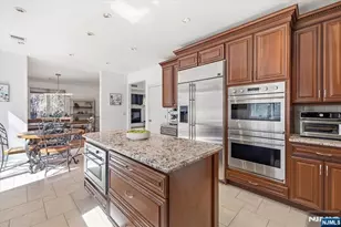 20 Bearbrook Dr, Woodcliff Lake, NJ 07677 - Photo 10