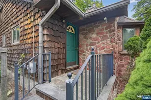 229 Rockland Ave, River Vale Township, NJ 07675 - Photo 6