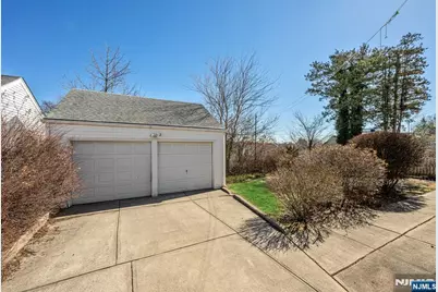164 Chestnut Street, Garfield, NJ 07026 - Photo 20