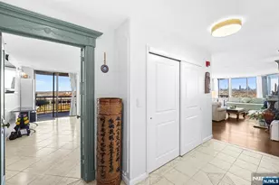 2005 Harmon Cove Tower, Secaucus, NJ 07094 - Photo 14