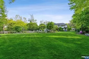 61 Essex Dr, Tenafly, NJ 07670 - Photo 44