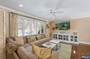 6 Knollwood Dr, Livingston, NJ 07039 - Photo 6