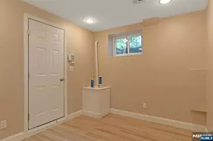 506 Sunderland Rd, Teaneck Township, NJ 07666 - Photo 40