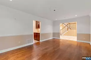 506 Sunderland Rd, Teaneck Township, NJ 07666 - Photo 18