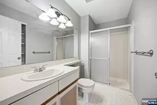 130 Raintree Ln, Mahwah, NJ 07430 - Photo 16