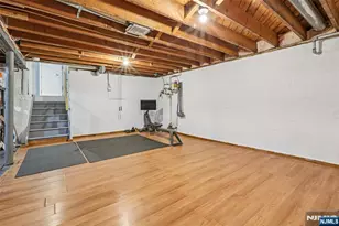 303 Pershing Ave, Ridgewood, NJ 07450 - Photo 22