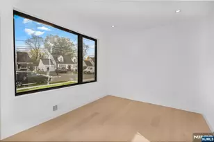 12-25 Eastern Dr, Fair Lawn, NJ 07410 - Photo 12