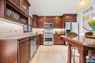 564 Whitenack Rd, River Vale Township, NJ 07675 - Photo 24