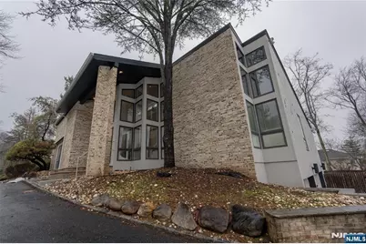 22 Post Lane, Livingston, NJ 07039 - Photo 38