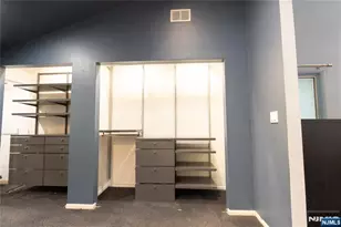 22 Post Ln, Livingston, NJ 07039 - Photo 4