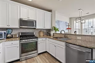 75 Wesmont Dr 1812, Wood Ridge, NJ 07075 - Photo 10