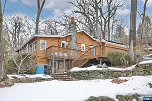 390 Lakeview Ave, Ringwood, NJ 07456 - Photo 2