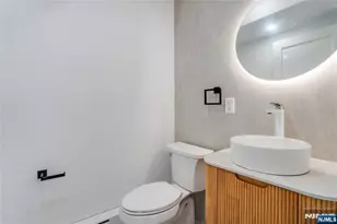 100 Harwood Terrace, Palisades Park, NJ 07650 - Photo 8