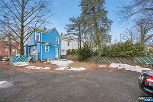 68 Chestnut St, Montclair, NJ 07042 - Photo 32