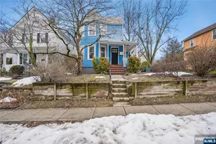 68 Chestnut St, Montclair, NJ 07042 - Photo 2