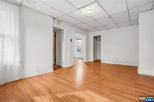 68 Chestnut St, Montclair, NJ 07042 - Photo 10