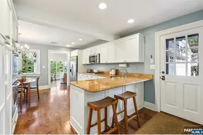 235 Sheridan Avenue, Ho Ho Kus, NJ 07423 - Photo 12