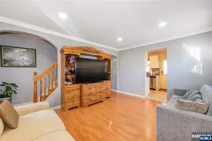 175 Hillside Ave, Bergenfield, NJ 07621 - Photo 4
