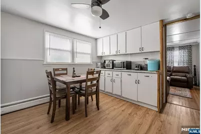 19 Entwistle Avenue, Nutley, NJ 07110 - Photo 6