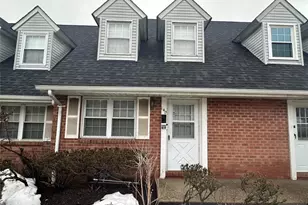 140 Parkview Dr, Teaneck Township, NJ 07666 - Photo 4