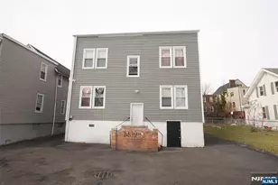 14-16 Hazel Pl, Newark, NJ 07108 - Photo 10
