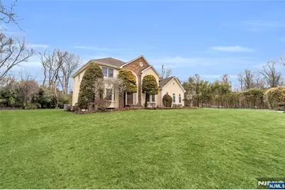 1 Sherwood Court, Old Tappan, NJ 07675 - Photo 2